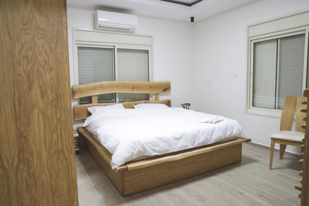 נווה חרמון Villa Majdal Shams Exteriör bild